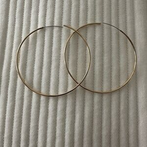 Elegant Gold Hoop Earrings